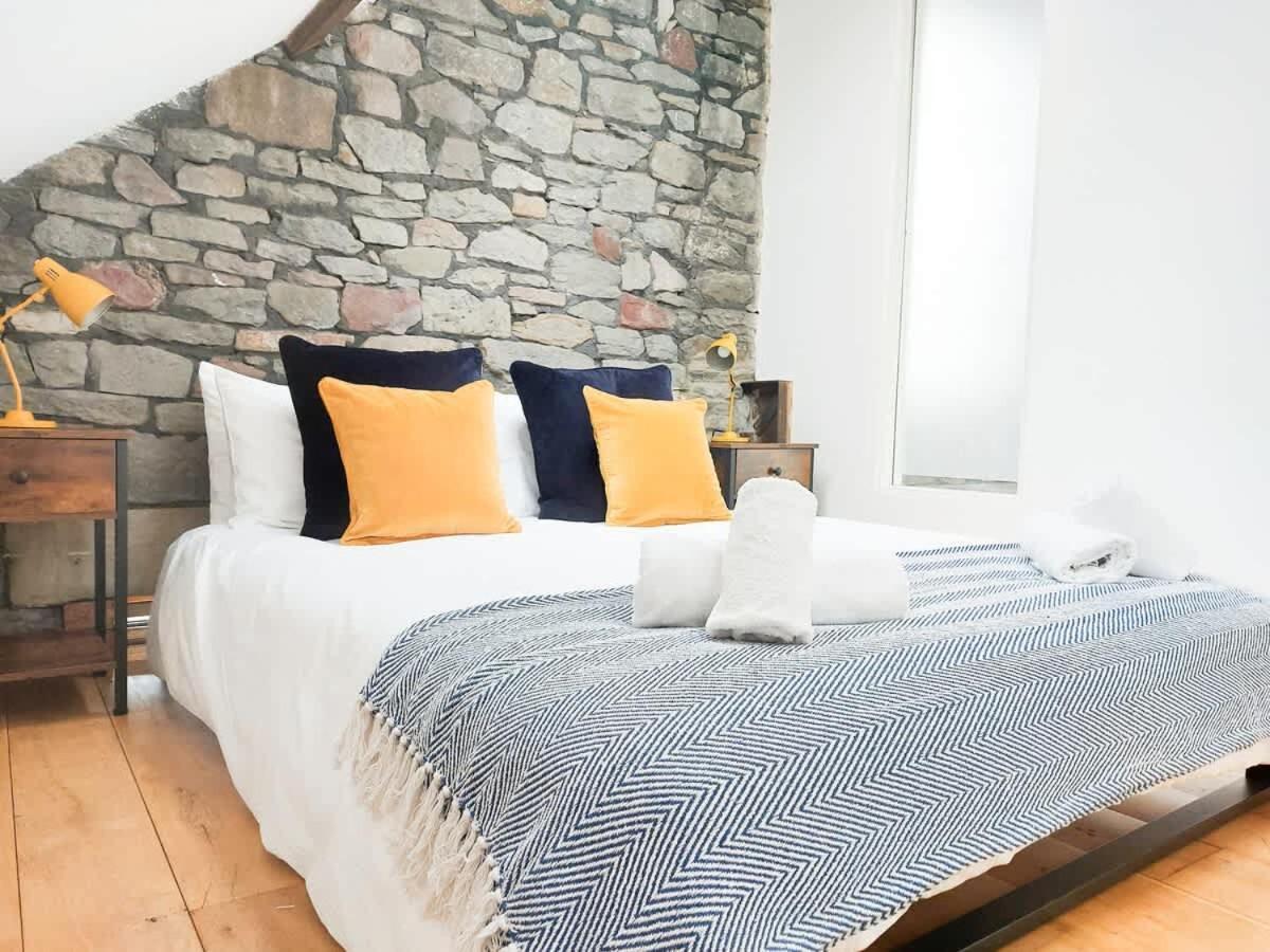 Converted Factory Loft Apartment 布里斯托 外观 照片